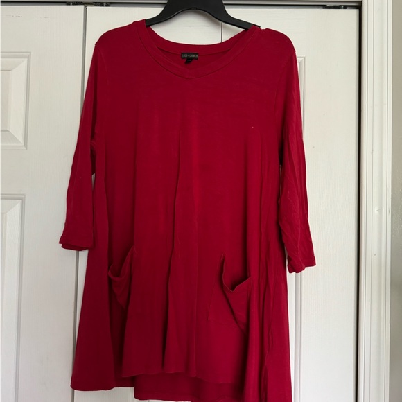 Tunic - Picture 1 of 3